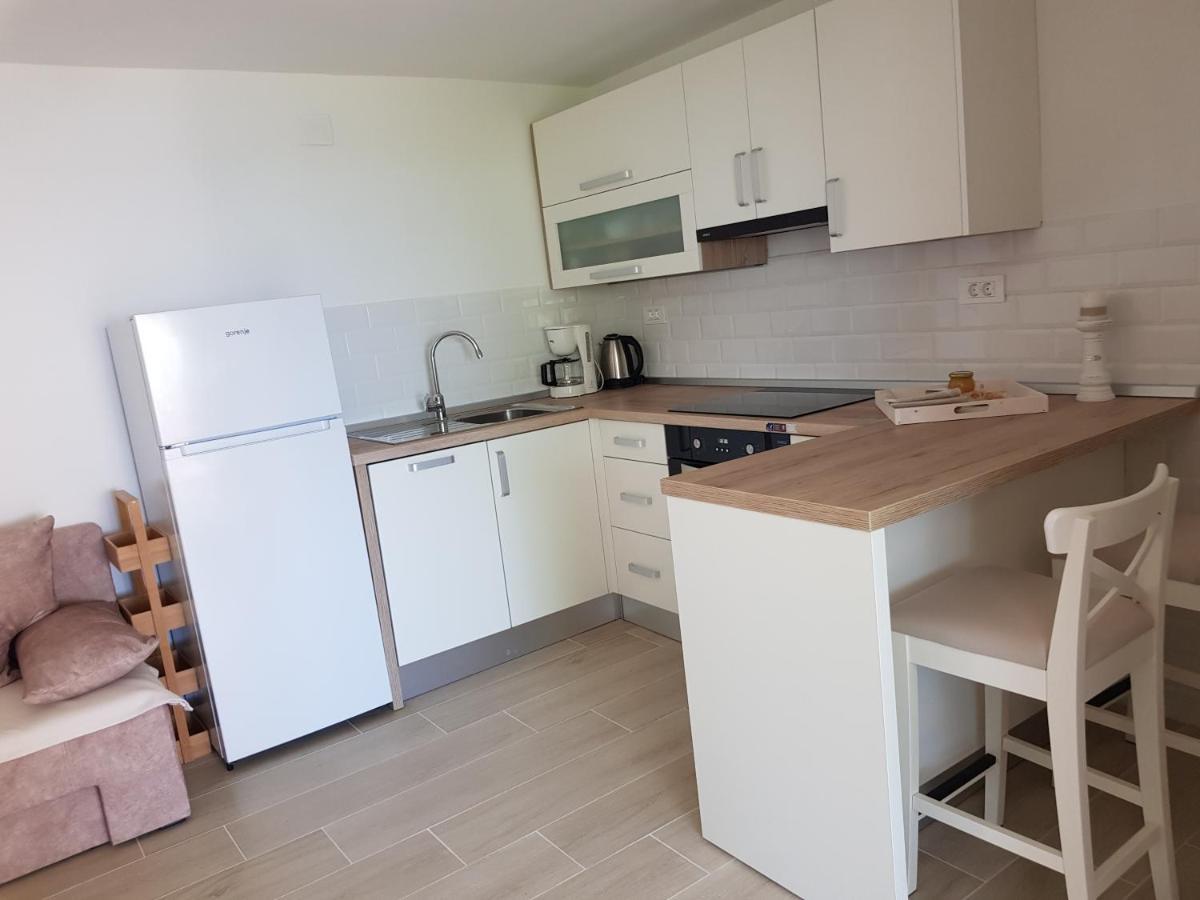 Апартаменты House Niva Супетарска-Драга Экстерьер фото